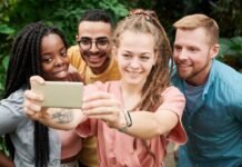 Best Selfie Phone Under 20000 Rs in India