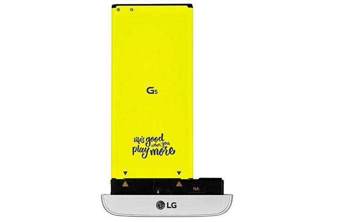 remove the battery from the bottom detachable portion