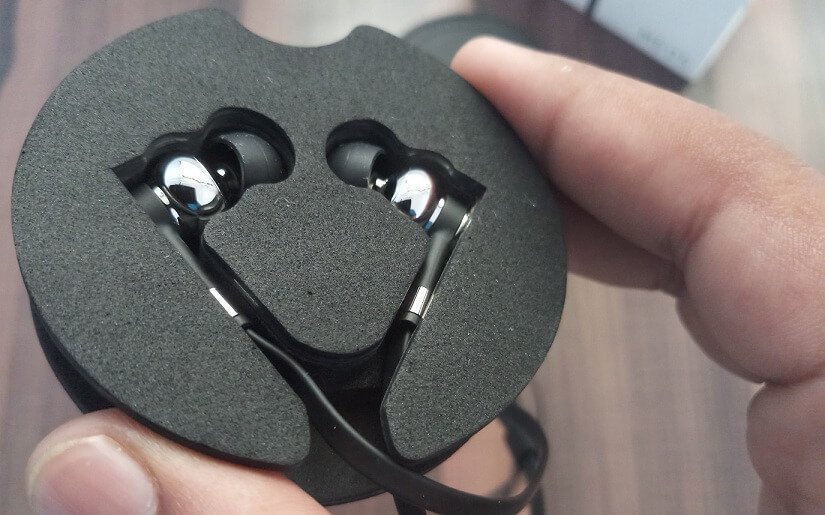 Master & Dynamic ME05 In-Ear Headphones: Review 6