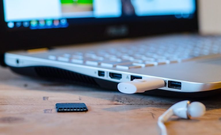 Connect The Corrupted SD Card To Your PC Or Laptop