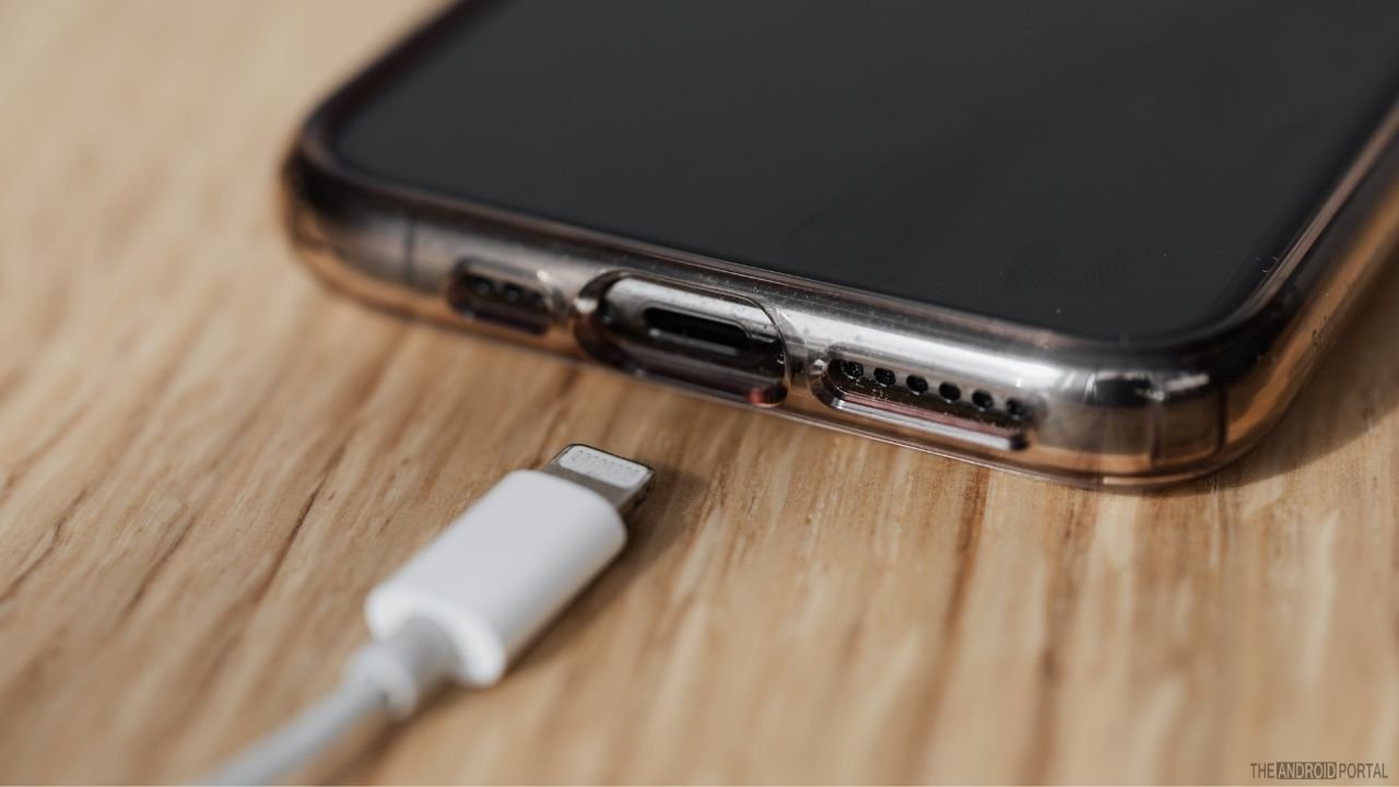 Way To Clean Phone Charging Port
